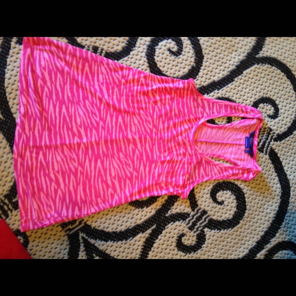 Miley Cyrus .. xs pink zebra tank